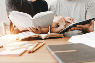 丰田汽车车载蓝牙搜不到怎么回事